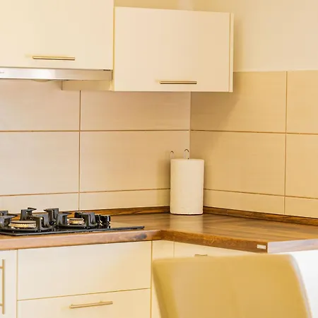 Skalin Apartamento Radmani