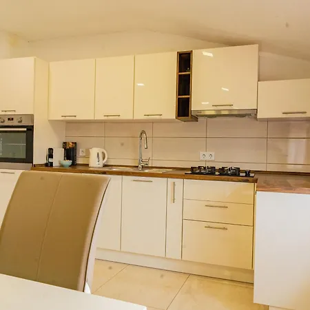 Skalin Apartment *